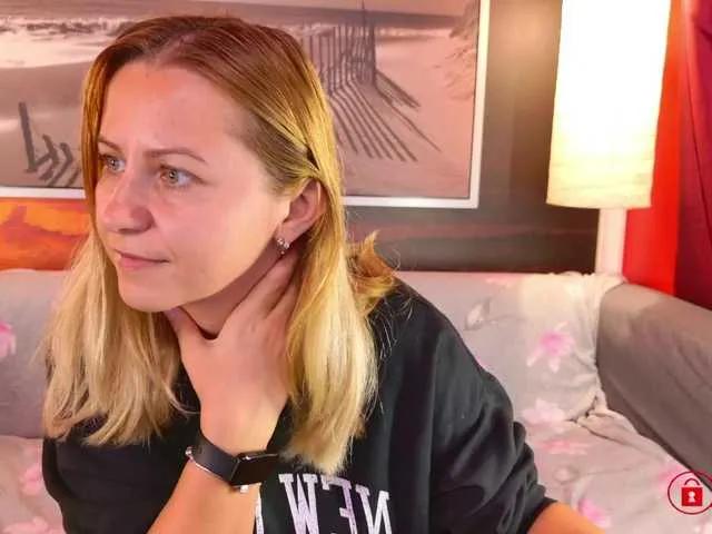 BigBoobsARRI from BongaCams