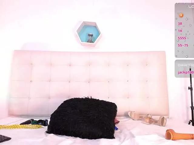 Bigbootymia from BongaCams
