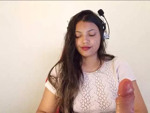 Bombonzin from BongaCams