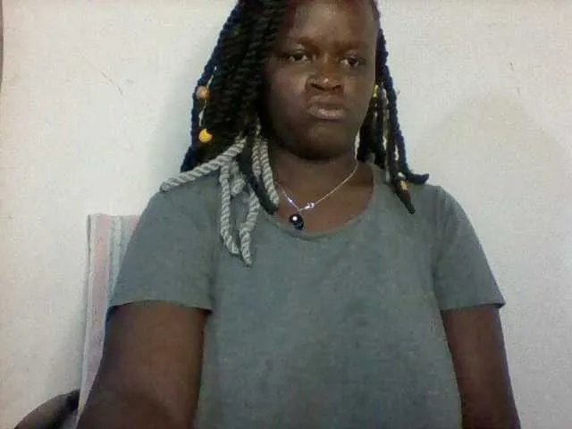 Boobie-queen on BongaCams 