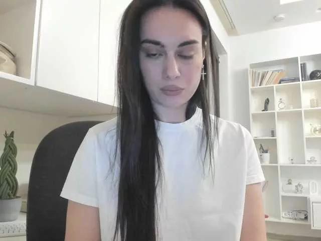 bubble-gum122 from BongaCams