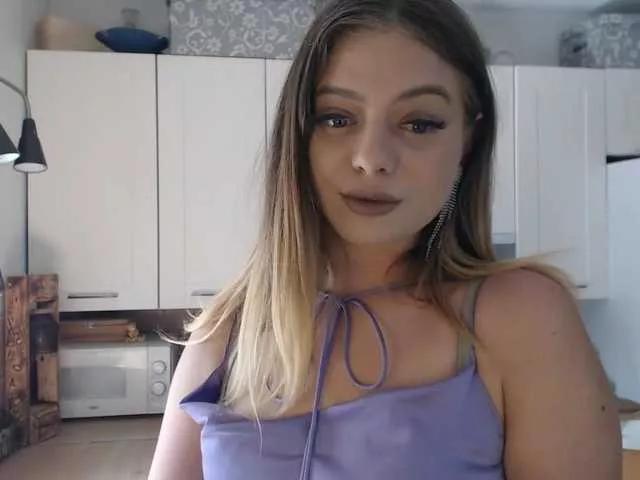 BuffyFire from BongaCams