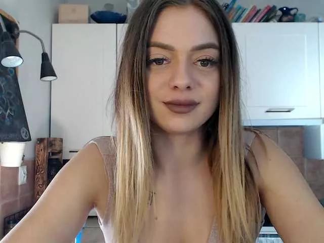 BuffyFire from BongaCams