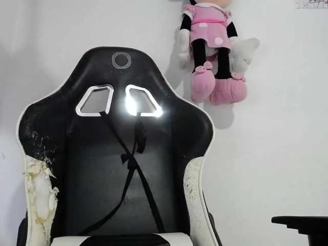 bulmaamilk from BongaCams is Freechat