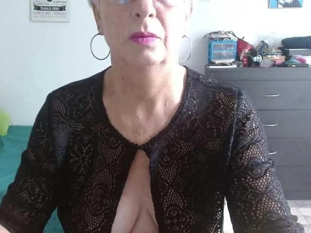 Canitas69 from BongaCams