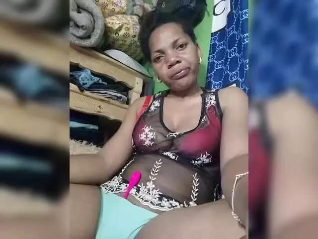 Carrollina from BongaCams