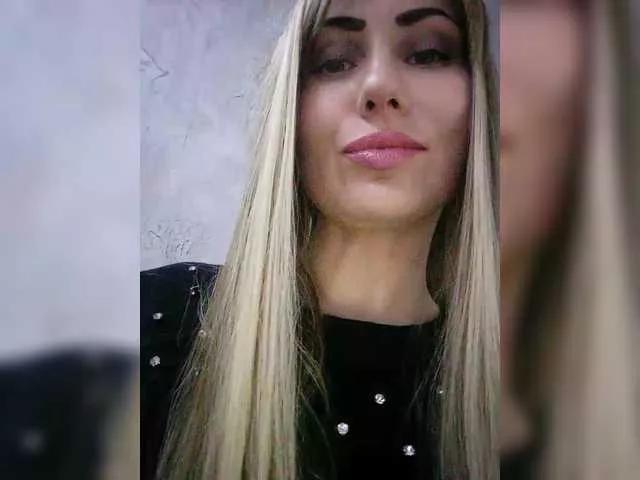 Cassssablanca from BongaCams