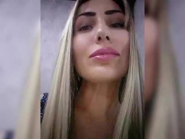 Cassssablanca from BongaCams