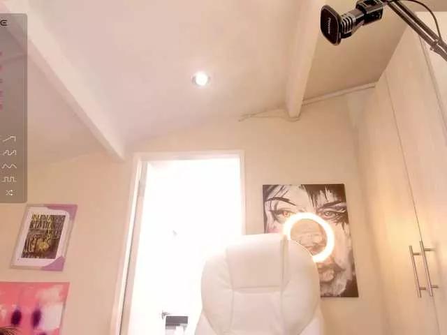 catalinasaiz from BongaCams