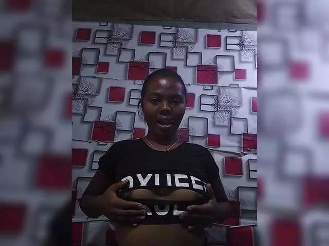 CheliaSexy from BongaCams is Freechat