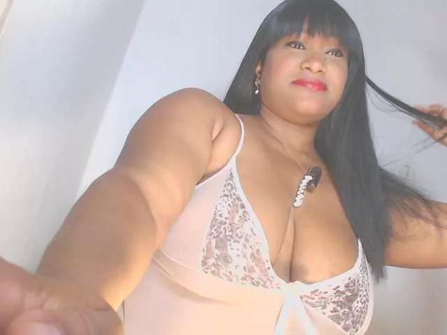Chocolate13 from BongaCams