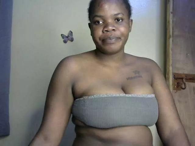 Coconaya from BongaCams