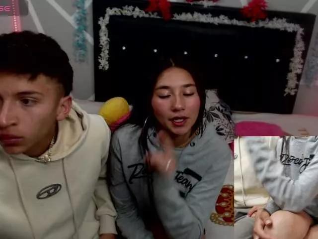 COZY7COUPLE from BongaCams is Freechat