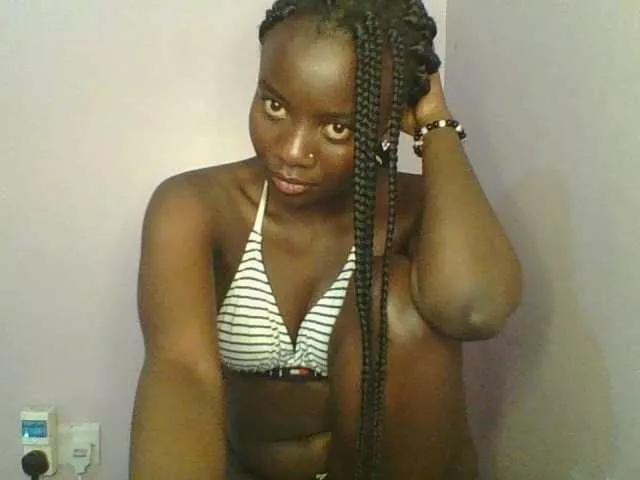 Cutiechoco from BongaCams is Freechat
