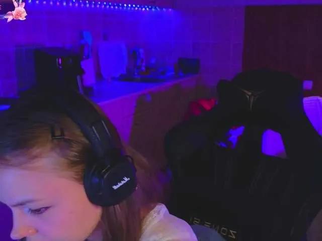 Checkout girls naked models with similar nickname. Cute sexy Free Models.