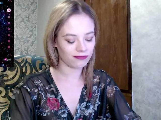 DanaXSmile from BongaCams