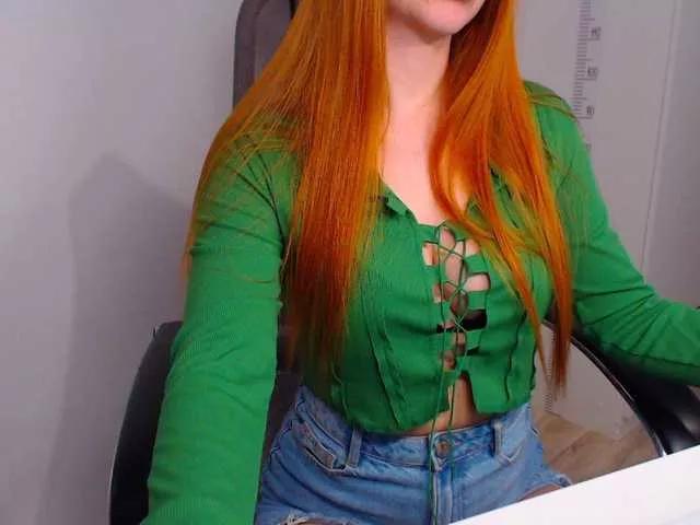 DannaBananna from BongaCams