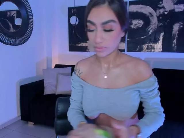 DannaCruz from BongaCams