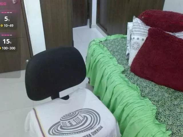 DannyXXXmom from BongaCams