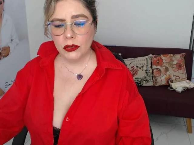 Diva-Hot82 from BongaCams is Freechat