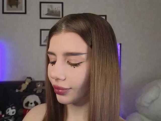 dolly-ll from BongaCams
