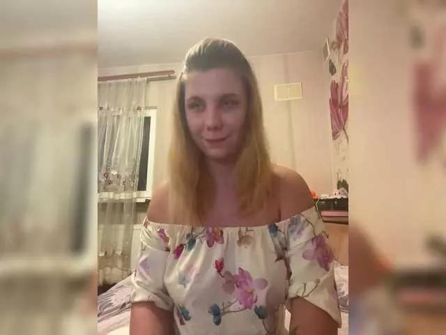 Dollye from BongaCams