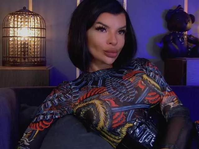 EleniaDevons from BongaCams