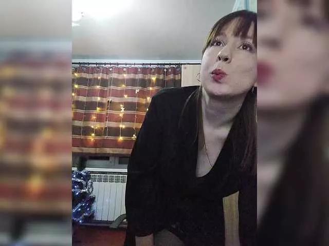 ElenSquaw from BongaCams