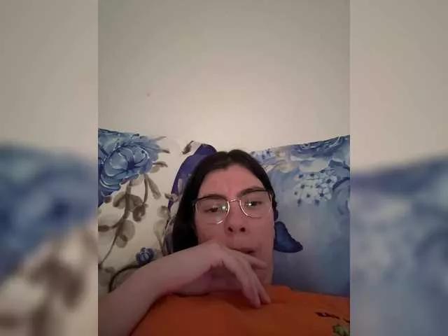 Elinor21 from BongaCams is Freechat