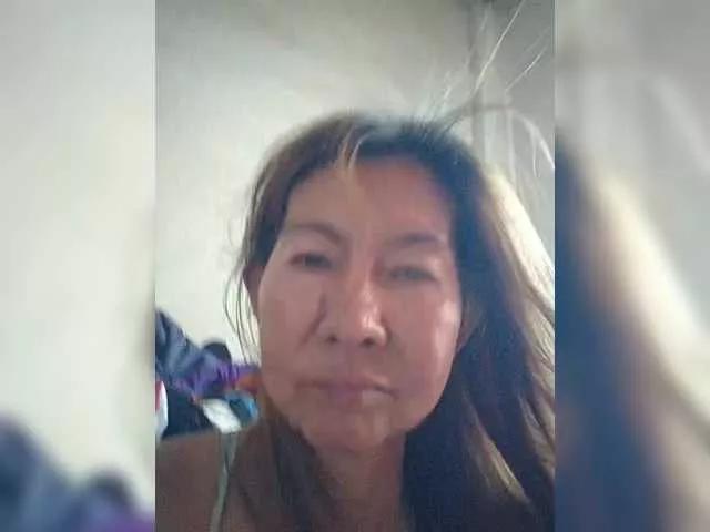 EllaStar from BongaCams