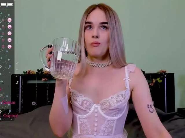Ellensoftt from BongaCams
