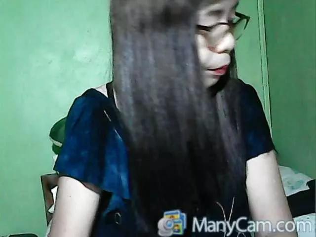 Ellie05 from BongaCams