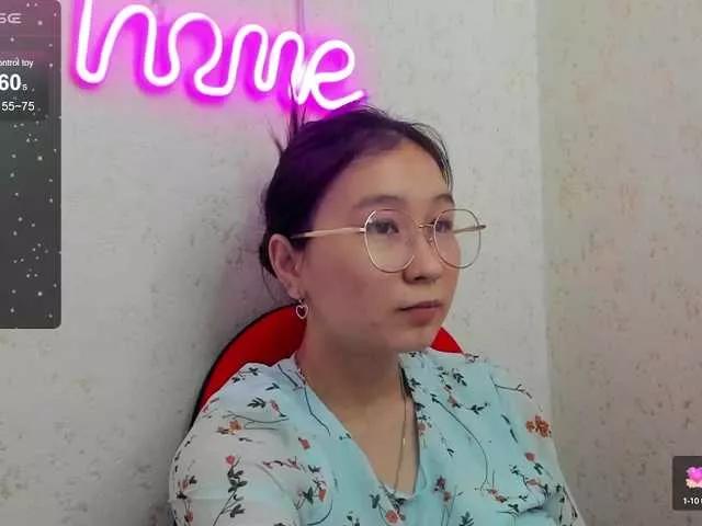 ElliMilka from BongaCams