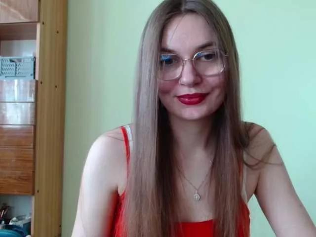 Ellyxcute from BongaCams