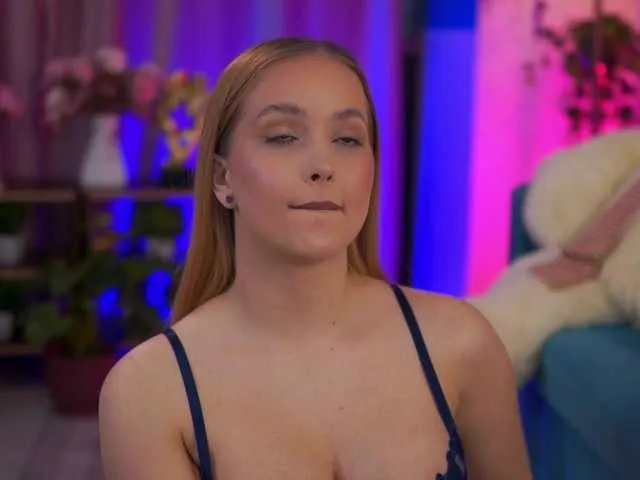 ElyssawetXX on BongaCams