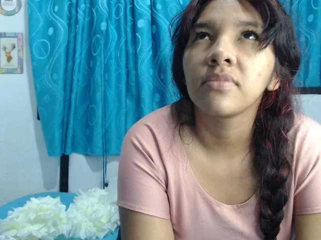 EmelyWhitte from BongaCams