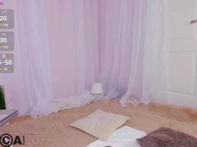 Emilia-Reeddd from BongaCams is Freechat