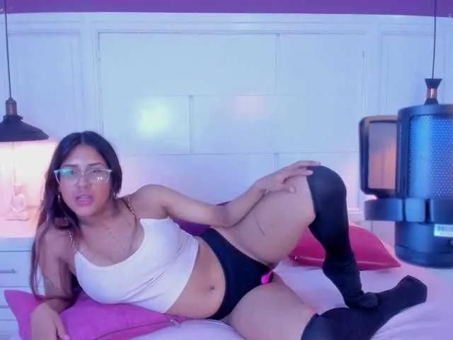 Emma-Palmmer from BongaCams is Freechat