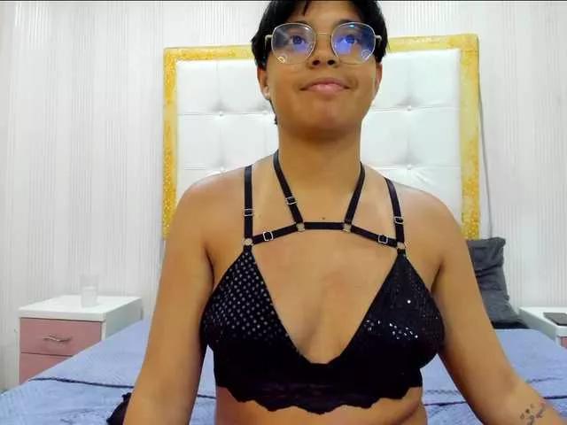 Emmaa-Lex from BongaCams is Freechat