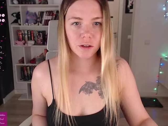 EmmaBryan from BongaCams
