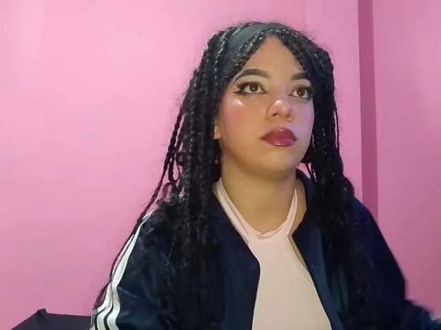 EmmaCurlss from BongaCams