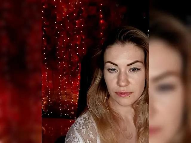 EnergyGirl from BongaCams is Freechat