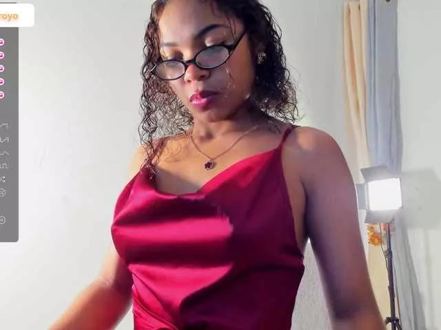 estefy-arroyo from BongaCams