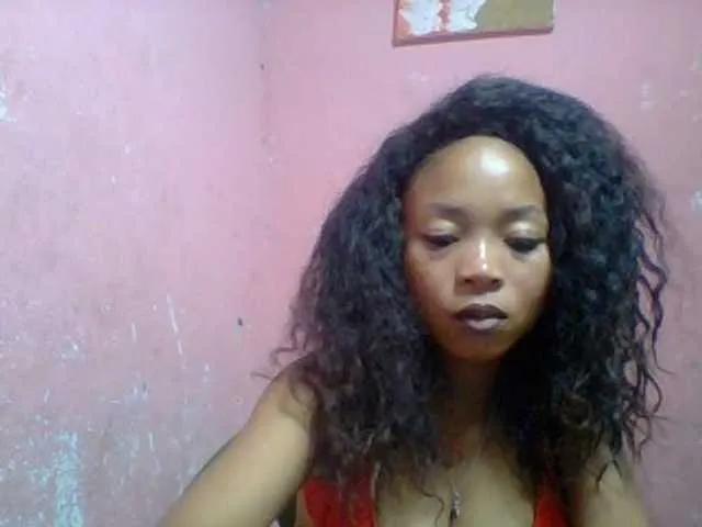 Estelahh from BongaCams