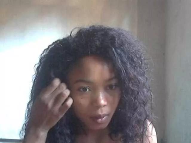 Estelahh from BongaCams is Freechat