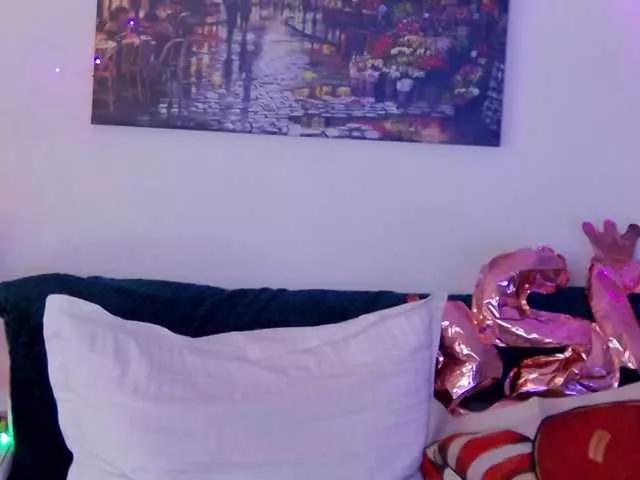 EvellynFrancis from BongaCams