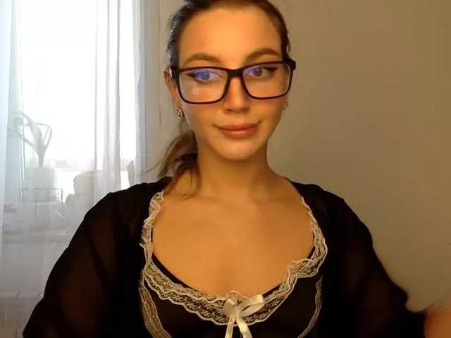 Evelonelfi from BongaCams