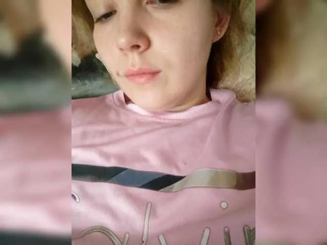 FoxyLoVe25 from BongaCams is Freechat