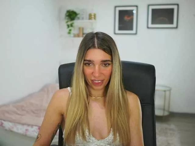 Frenchlove21 from BongaCams is Freechat
