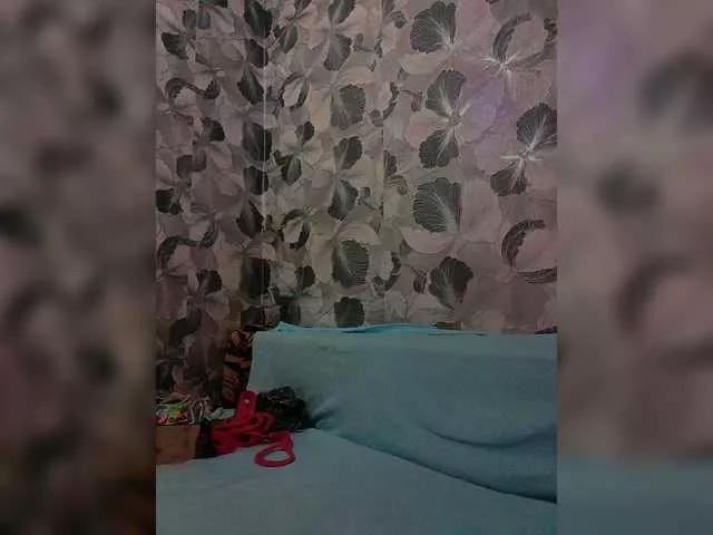 Gella-Rose from BongaCams
